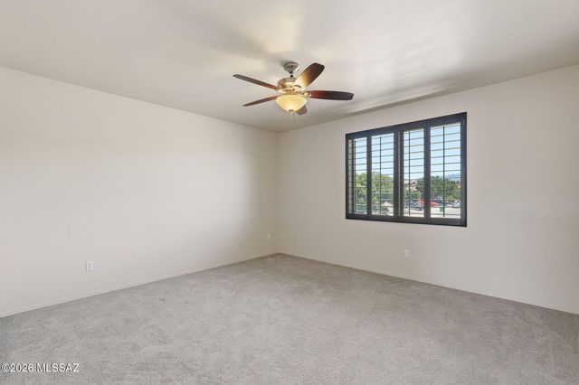 10402 S Cutting Horse Drive, Vail, AZ 85641