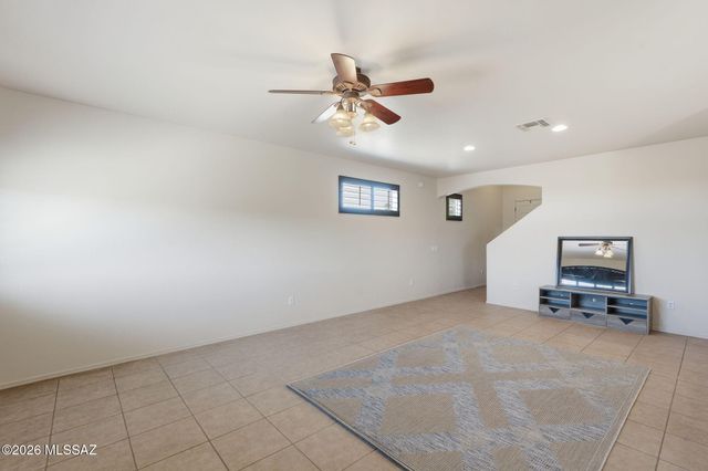 10402 S Cutting Horse Drive, Vail, AZ 85641