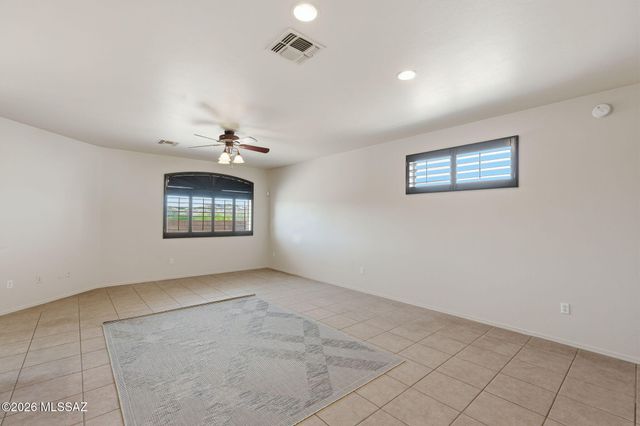 10402 S Cutting Horse Drive, Vail, AZ 85641