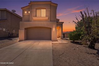 10402 S Cutting Horse Drive, Vail, AZ 85641