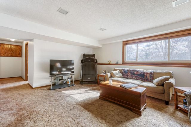 12121 Jefferson Street NE, Blaine, MN 55434