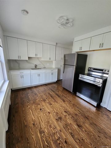 2 Francis Place, Nyack, NY 10960