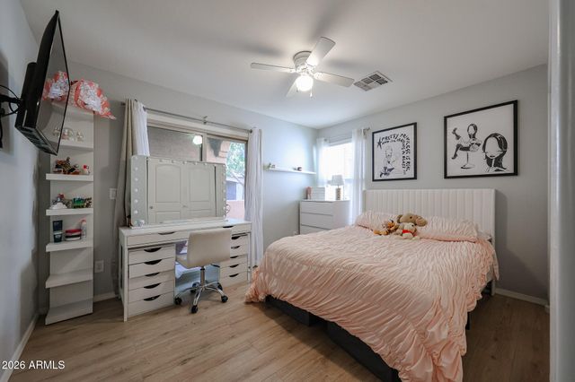 1634 N 77TH Glen, Phoenix, AZ 85035