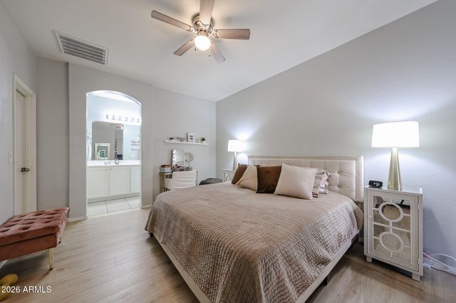 1634 N 77TH Glen, Phoenix, AZ 85035