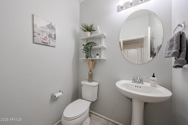 1634 N 77TH Glen, Phoenix, AZ 85035