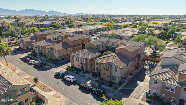 1634 N 77TH Glen, Phoenix, AZ 85035