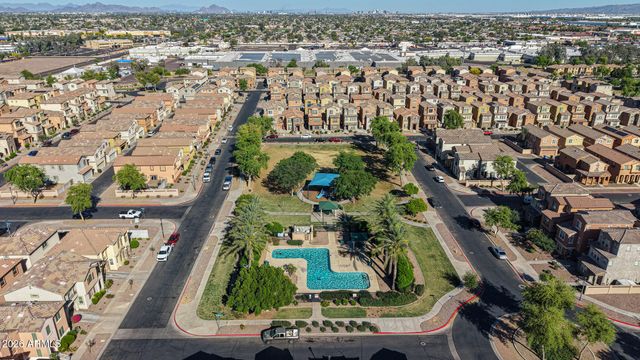 1634 N 77TH Glen, Phoenix, AZ 85035