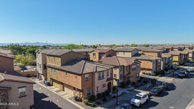 1634 N 77TH Glen, Phoenix, AZ 85035