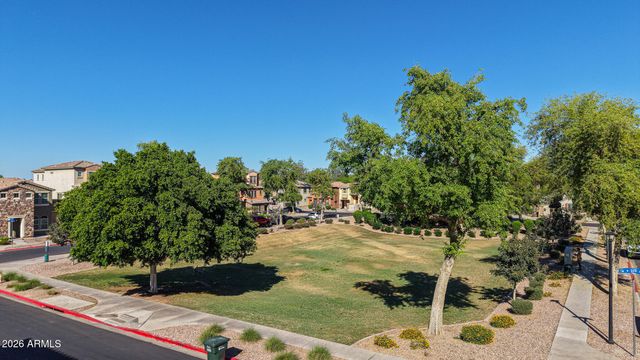 1634 N 77TH Glen, Phoenix, AZ 85035