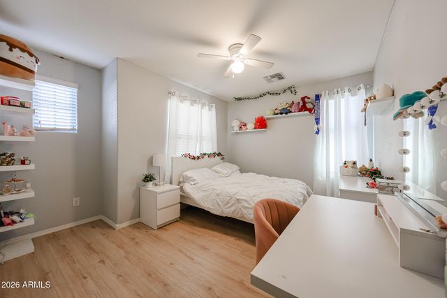 1634 N 77TH Glen, Phoenix, AZ 85035