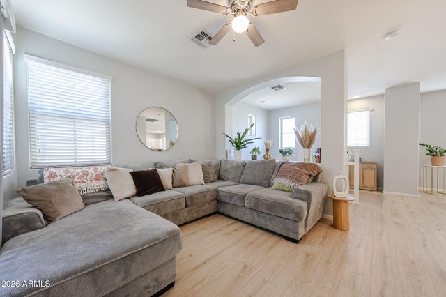 1634 N 77TH Glen, Phoenix, AZ 85035