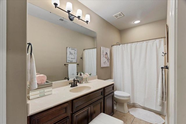 9960 IBERVILLE CV W, Lakeland, TN 38002