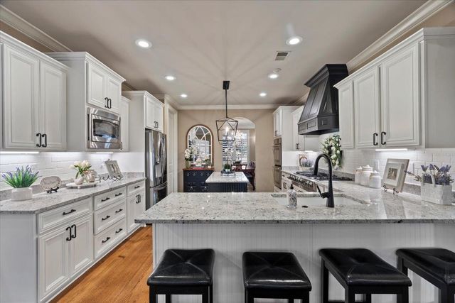 9960 IBERVILLE CV W, Lakeland, TN 38002