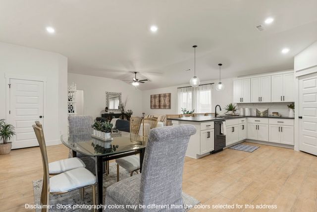 1003 Lambrusco Boulevard, Tontitown, AR 72762