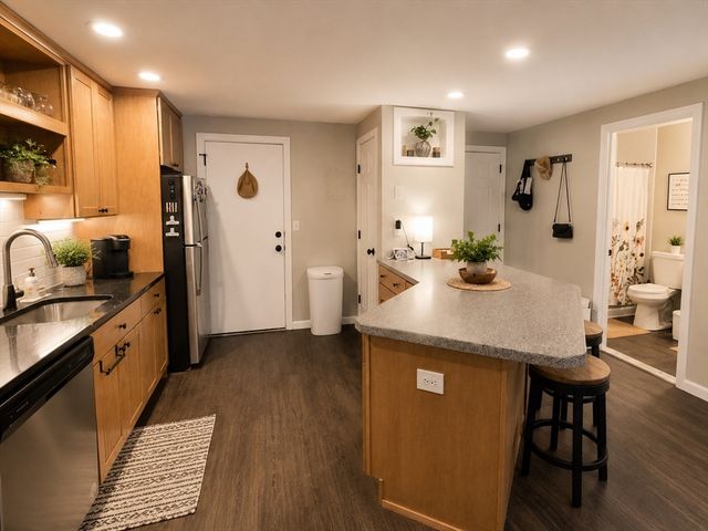 655 W Lowell Ave 12, Haverhill, MA 01832