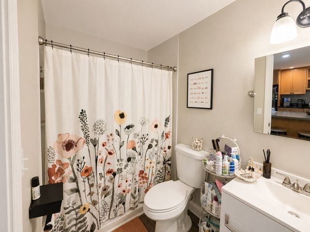 655 W Lowell Ave 12, Haverhill, MA 01832