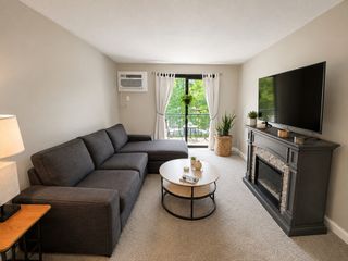 655 W Lowell Ave 12, Haverhill, MA 01832