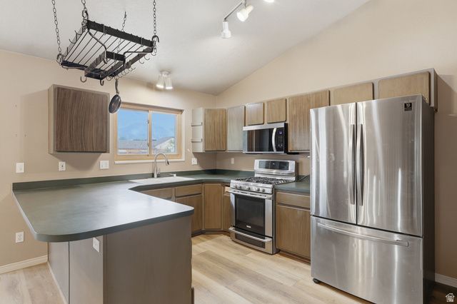 1061 S 2230 E, Spanish Fork, UT 84660