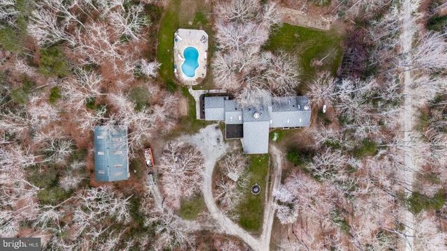 7621 RIVER RD, Fredericksburg, VA 22407