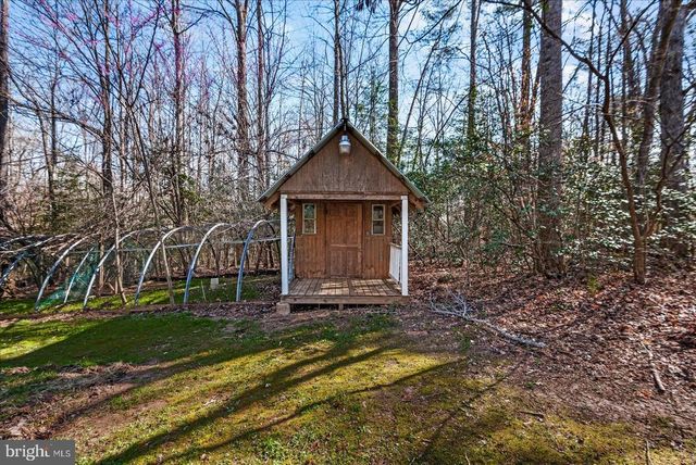 7621 RIVER RD, Fredericksburg, VA 22407