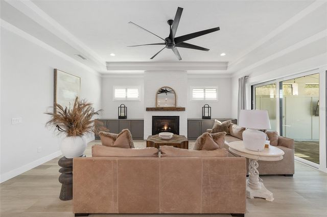 11096 SW 38TH BOULEVARD, Gainesville, FL 32608