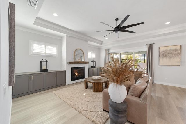 11096 SW 38TH BOULEVARD, Gainesville, FL 32608