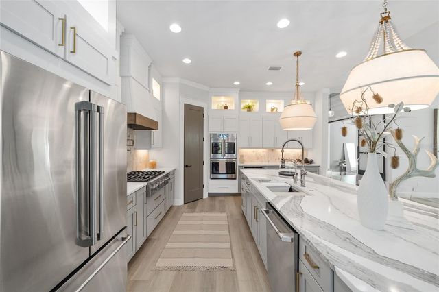 11096 SW 38TH BOULEVARD, Gainesville, FL 32608