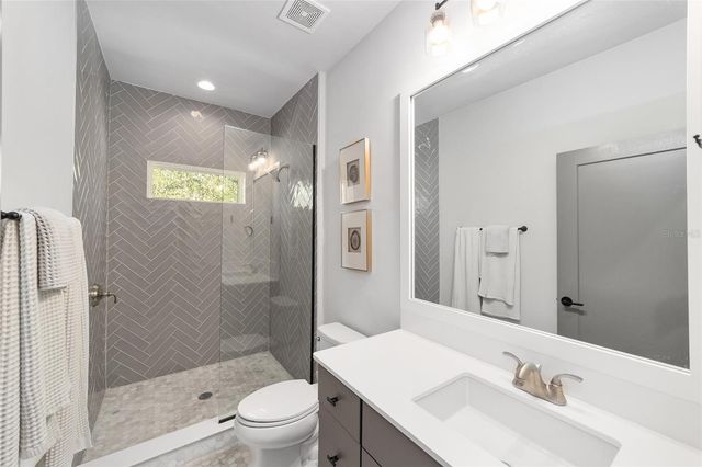 11096 SW 38TH BOULEVARD, Gainesville, FL 32608