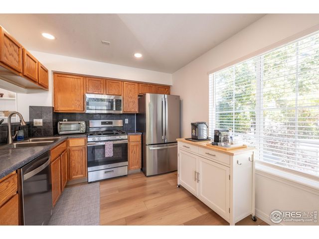 805 Summer Hawk Dr L-L69, Longmont, CO 80504