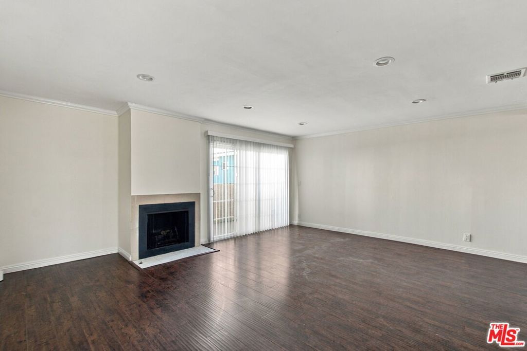 534 E Hazel Street 6, Inglewood, CA 90302 — photo 3
