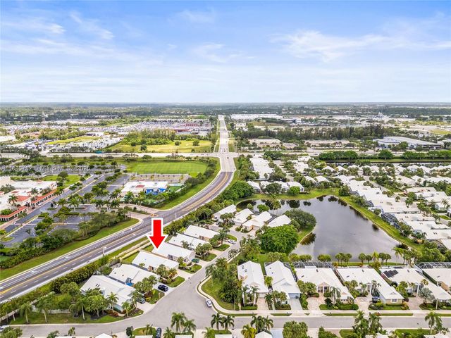 9041 Baybury Ln, West Palm Beach, FL 33411