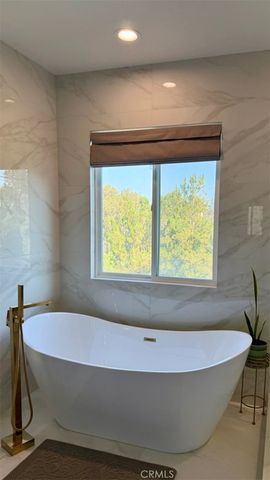2559 Sunflower, Fullerton, CA 92835