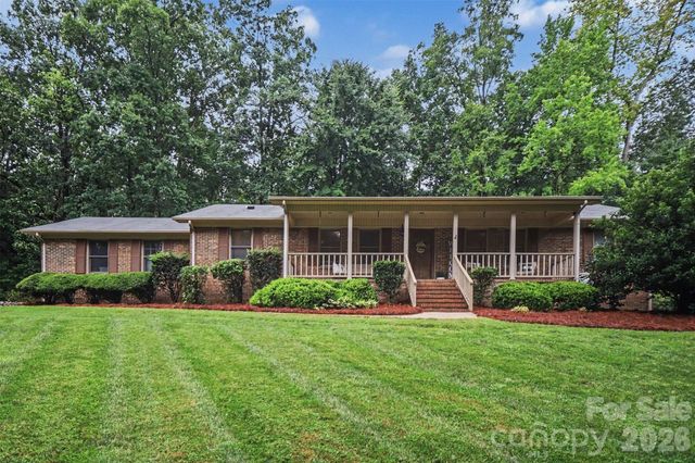 7774 Pharr Mill Road, Harrisburg, NC 28075