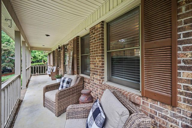 7774 Pharr Mill Road, Harrisburg, NC 28075
