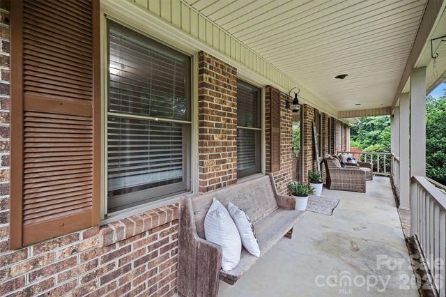7774 Pharr Mill Road, Harrisburg, NC 28075