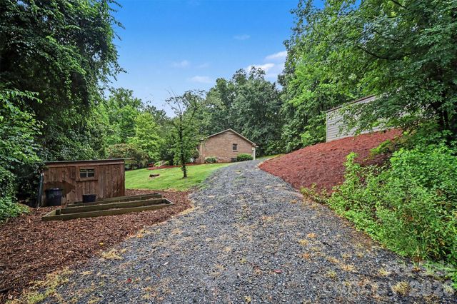 7774 Pharr Mill Road, Harrisburg, NC 28075