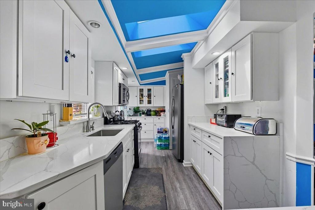 76 PATUXENT MOBILE EST, Lothian, MD 20711