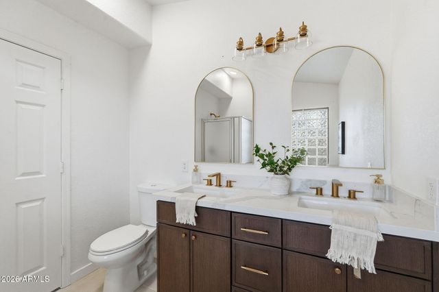 6126 E ROLAND Street, Mesa, AZ 85215