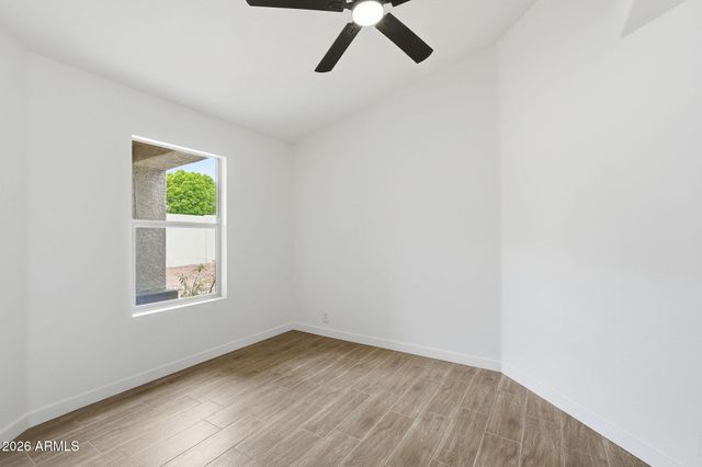 6126 E ROLAND Street, Mesa, AZ 85215