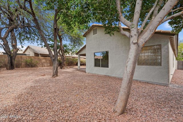 6126 E ROLAND Street, Mesa, AZ 85215