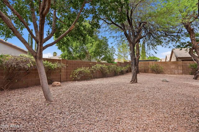 6126 E ROLAND Street, Mesa, AZ 85215