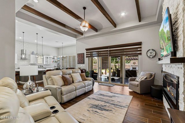 6329 Camino Pinon Place, El Paso, TX 79932