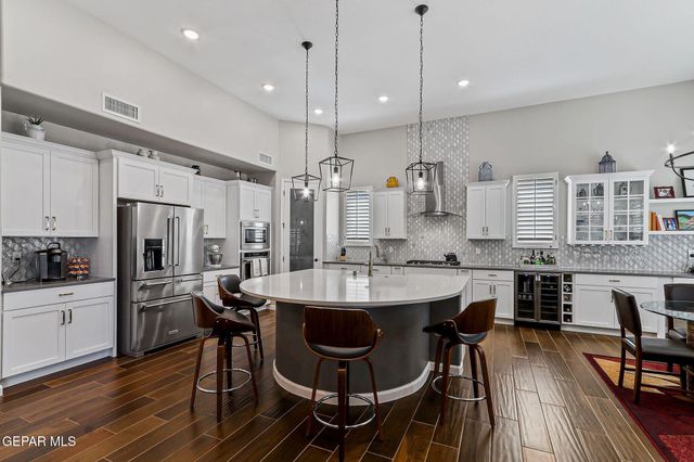 6329 Camino Pinon Place, El Paso, TX 79932