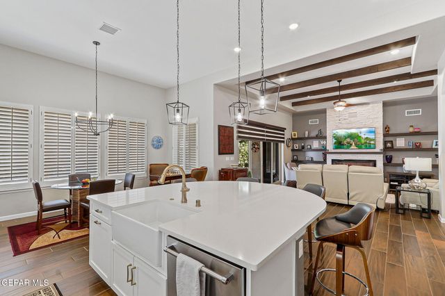 6329 Camino Pinon Place, El Paso, TX 79932