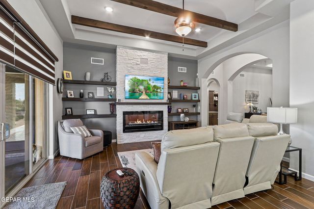 6329 Camino Pinon Place, El Paso, TX 79932