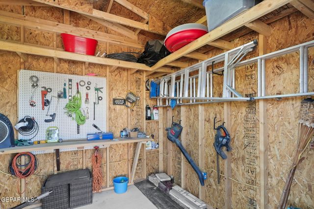 6329 Camino Pinon Place, El Paso, TX 79932