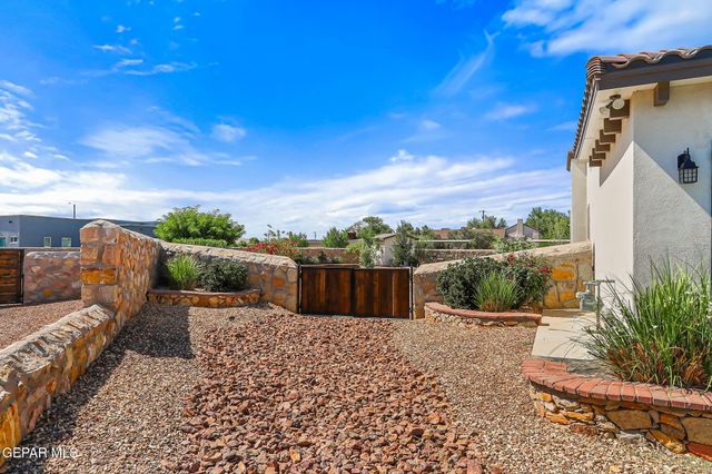 6329 Camino Pinon Place, El Paso, TX 79932