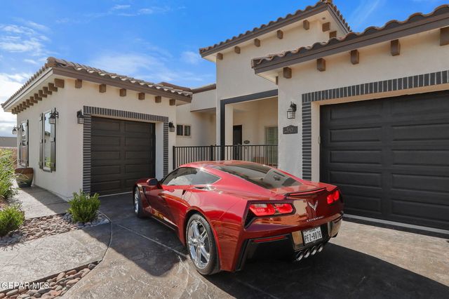 6329 Camino Pinon Place, El Paso, TX 79932