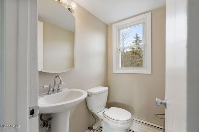 862 S Kelley Road, Princetown, NY 12306