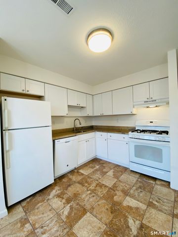 108 Seaside Avenue G, Milford, CT 06460